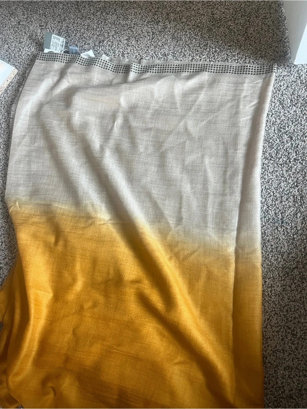 EZMA fine cashmere soufflé wrap